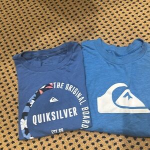 2 QUICKSILVER BOYS TSHIRTS